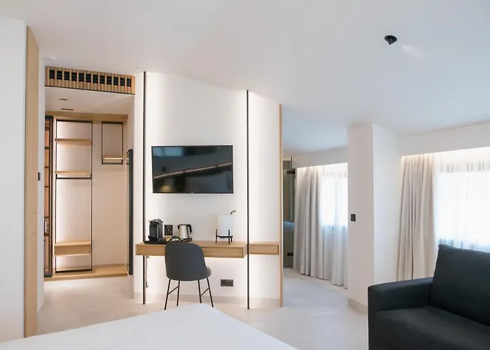 Puerta Serranos By Myr Hotels