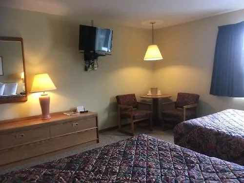 Value Host Marquette Hotel
