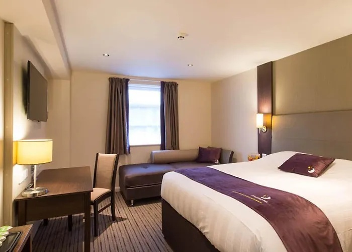 Premier Inn Glasgow - Bellshill