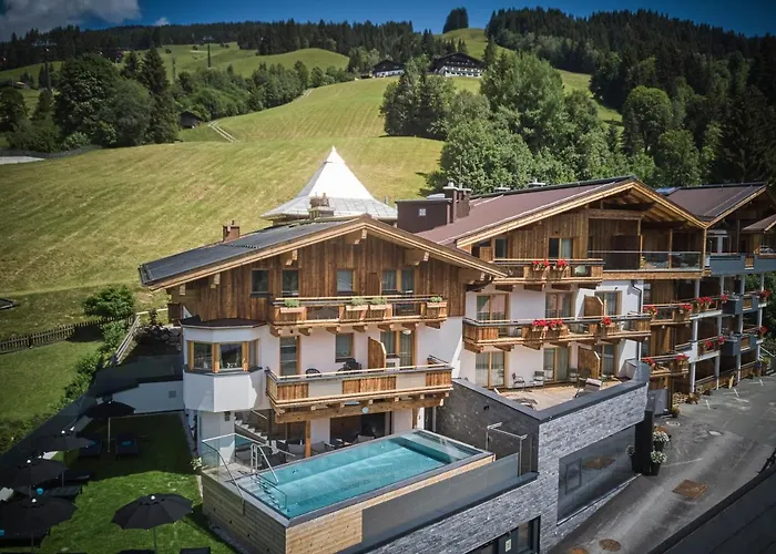 Hotel Astrid Mit Panoramapool & Inklusive Jokercard