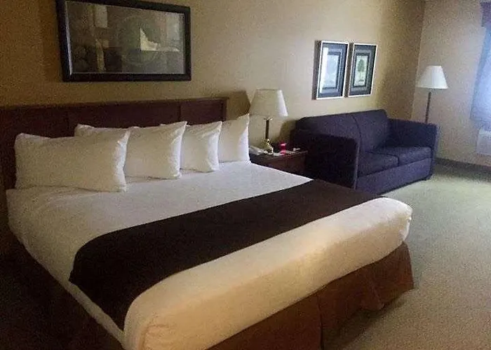 Crossings Inn And Suites