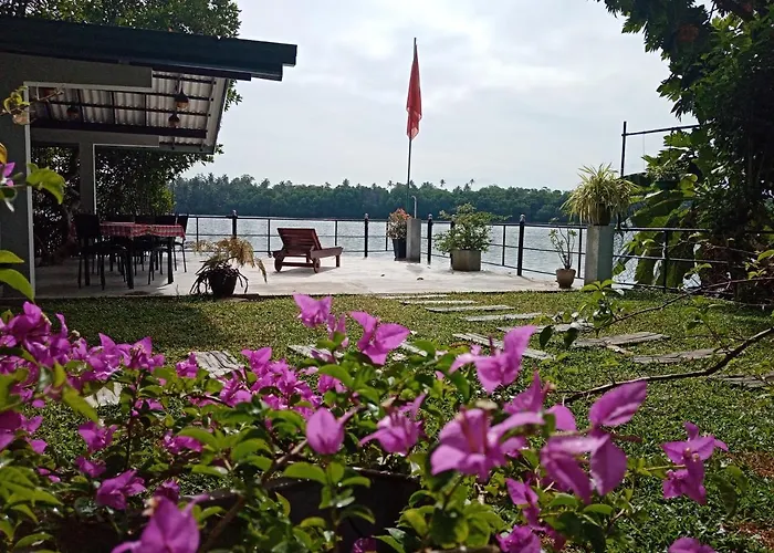 Villa Bentota River View