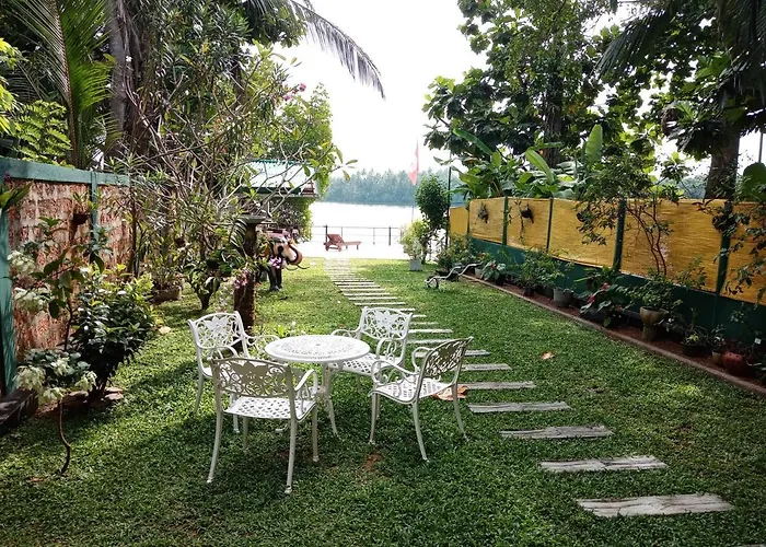 Villa Bentota River View