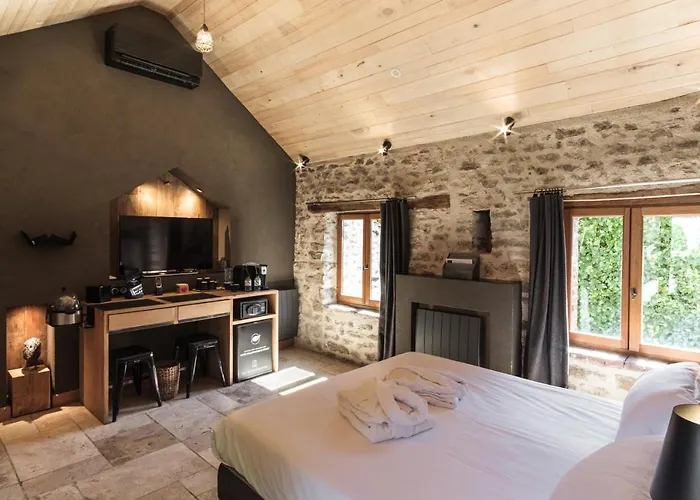LE DOMAINE DES PRES VERTS Nature&Spa