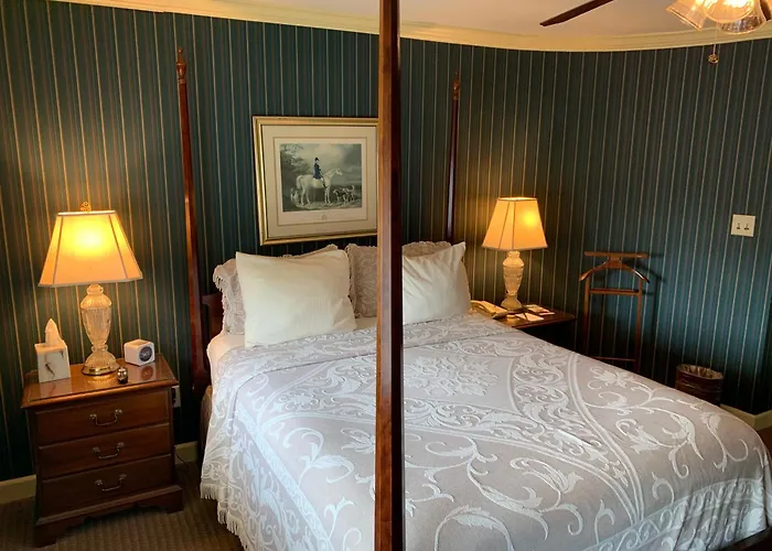 1842 Inn
