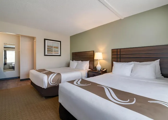 Quality Inn & Suites Auburn I-95