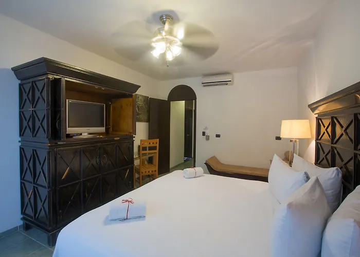 Hacienda Paradise Hotel