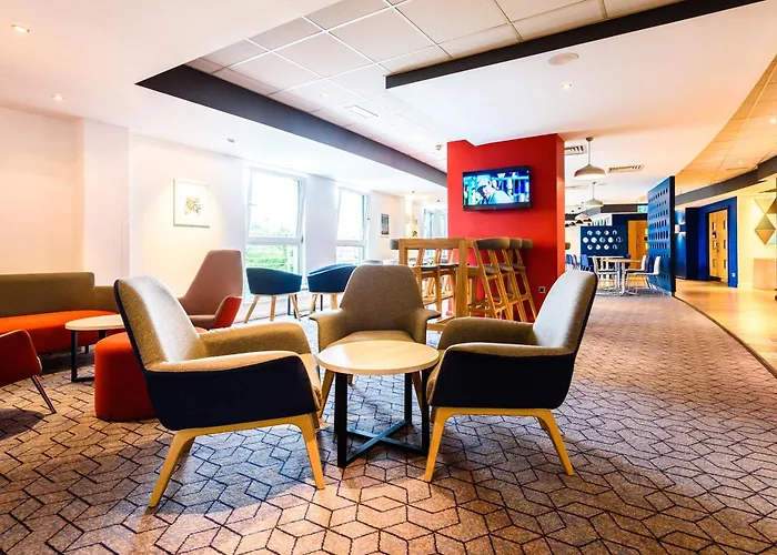 Holiday Inn Express Portsmouth Gunwharf Quays By Ihg