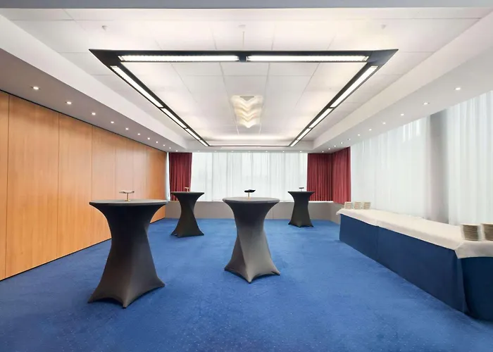 Ramada Encore By Wyndham Geneva