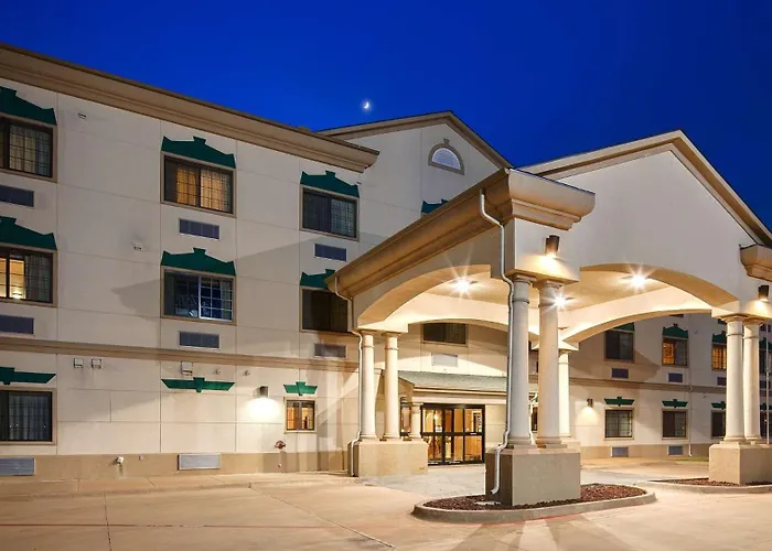Best Western Inn & Suites - Henrietta