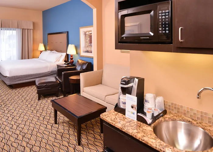 Holiday Inn Express & Suites Wichita Falls By Ihg