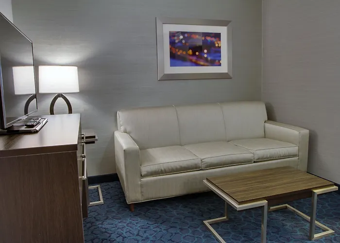 Holiday Inn Express Sidney By Ihg