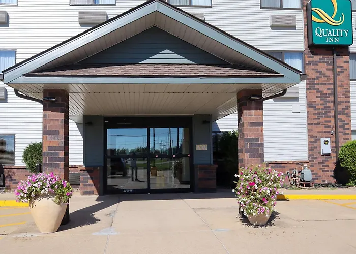 Quality Inn & Suites Bloomington I-55 And I-74