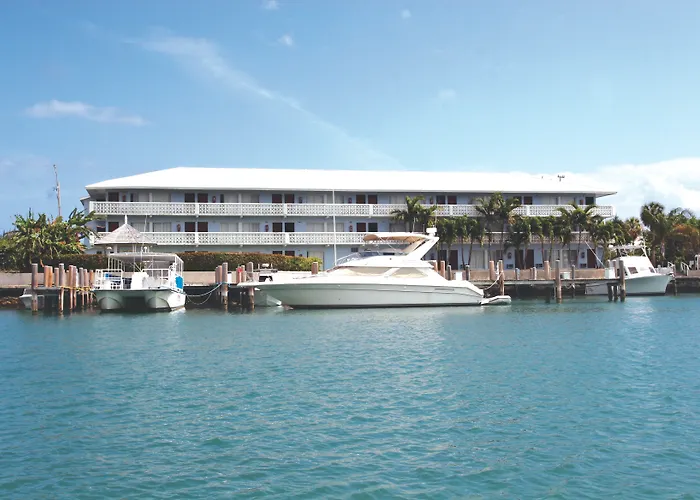 Flamingo Bay Hotel & Marina