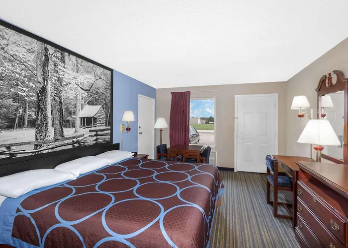 Super 8 By Wyndham Whiteville