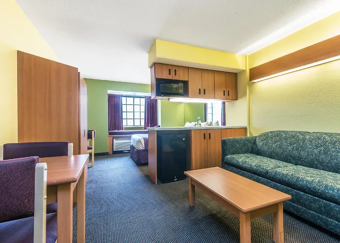 Microtel Inn & Suites By Wyndham Auburn