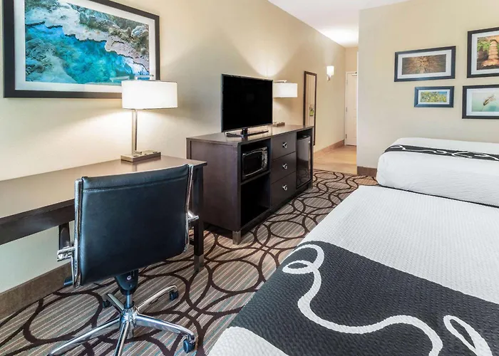 La Quinta By Wyndham Carlsbad