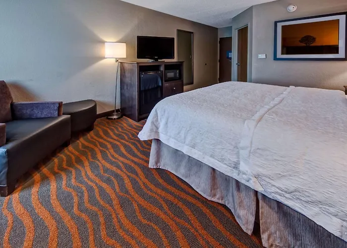 Hampton Inn By Hilton Clarksville
