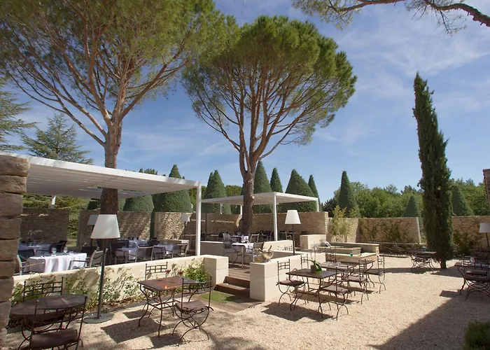 Hôtel Carcarille Restaurant Le C