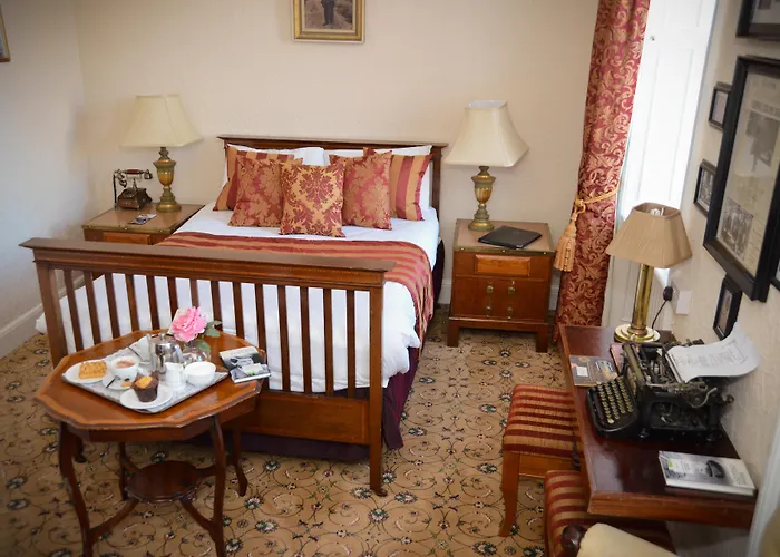Bush Hotel