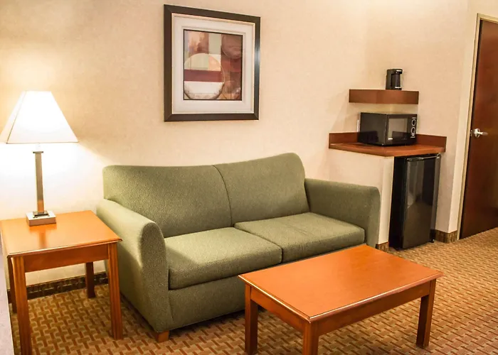Comfort Inn & Suites Kent - University Area