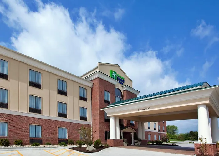 Holiday Inn Express Hotel & Suites Tipp City By Ihg