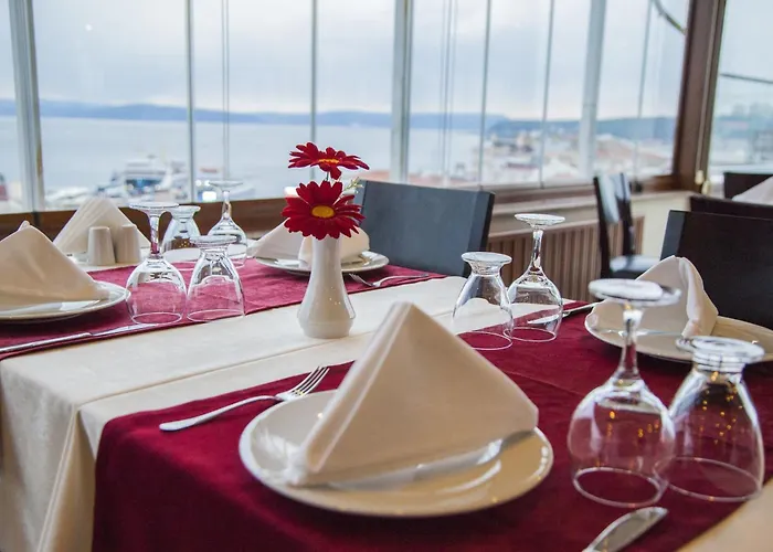 Canak Hotel