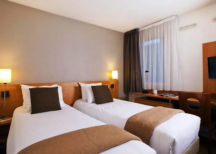 Sejours & Affaires Pantin Charles De Gaulle