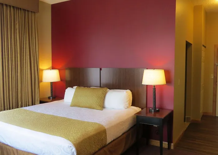 Best Western Plus Dutch Haus Inn And Suites