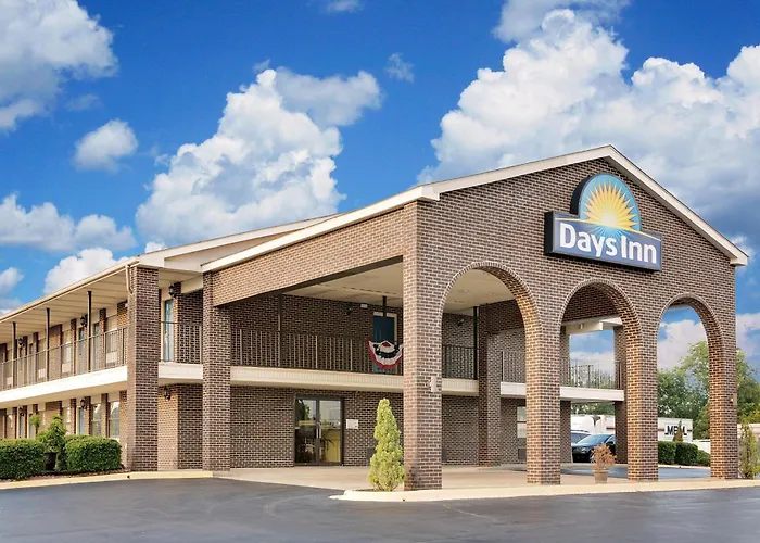 Days Inn By Wyndham Demopolis