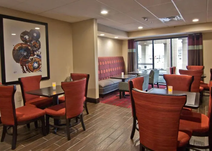 Hampton Inn Columbus-South