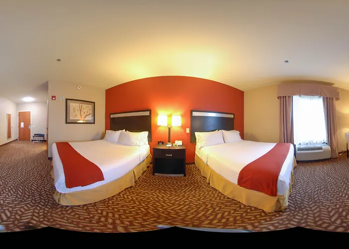 Holiday Inn Express & Suites Pine Bluff/Pines Mall By Ihg