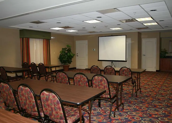 Hampton Inn Macomb