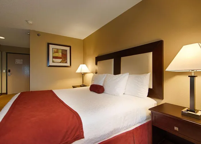 Best Western Macomb Inn