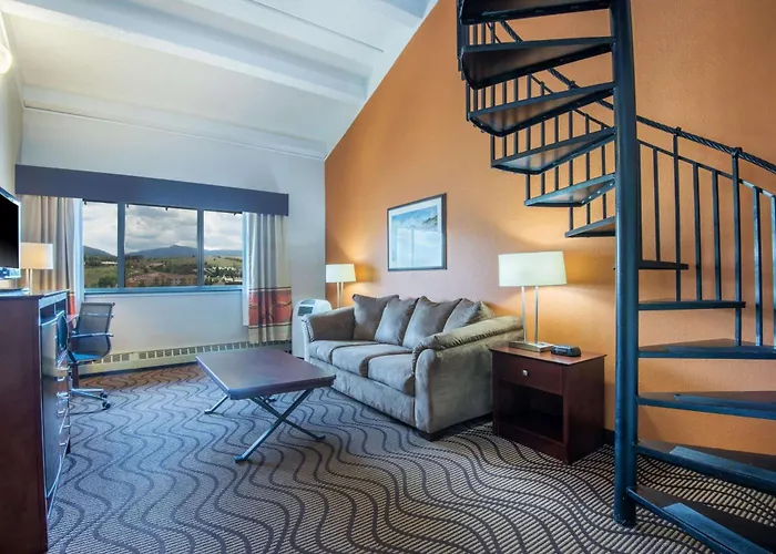 Mountain Valley Inn & Suites