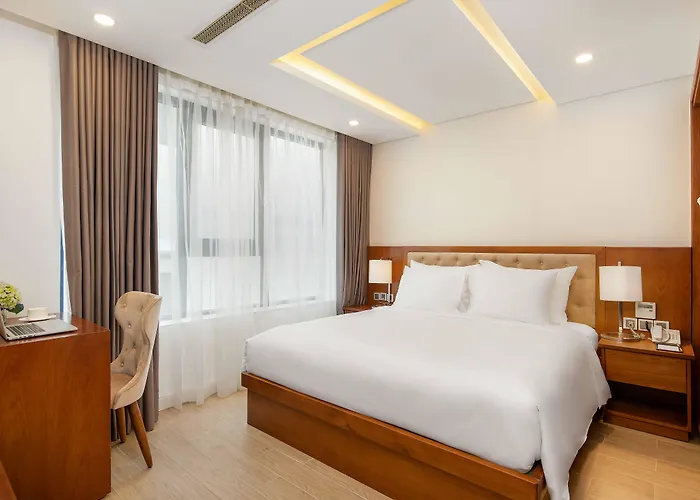 Paris Deli Danang Beach Hotel
