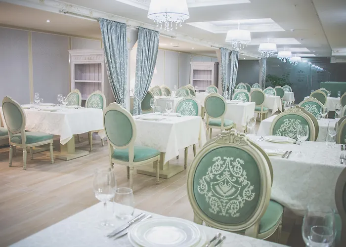 Bristol Central Park Hotel