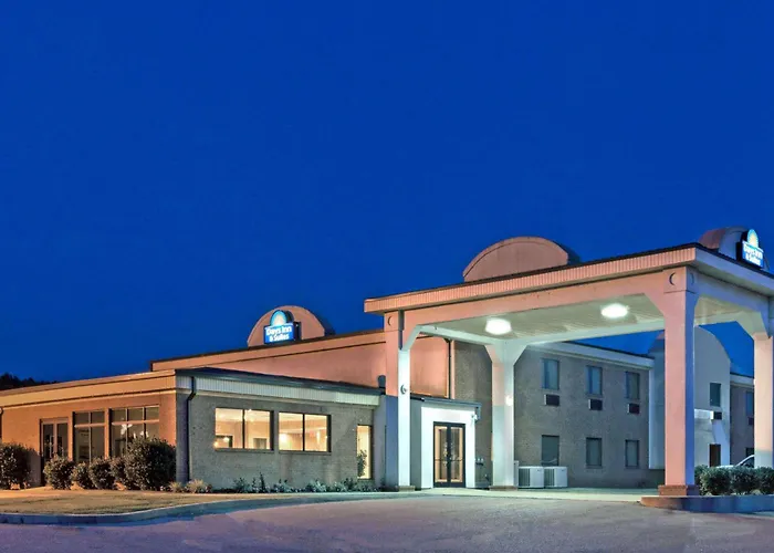Days Inn & Suites By Wyndham Wynne