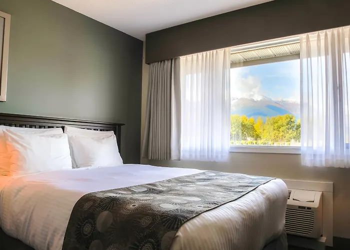 Prestige Hudson Bay Lodge & Conference Centre, Worldhotels