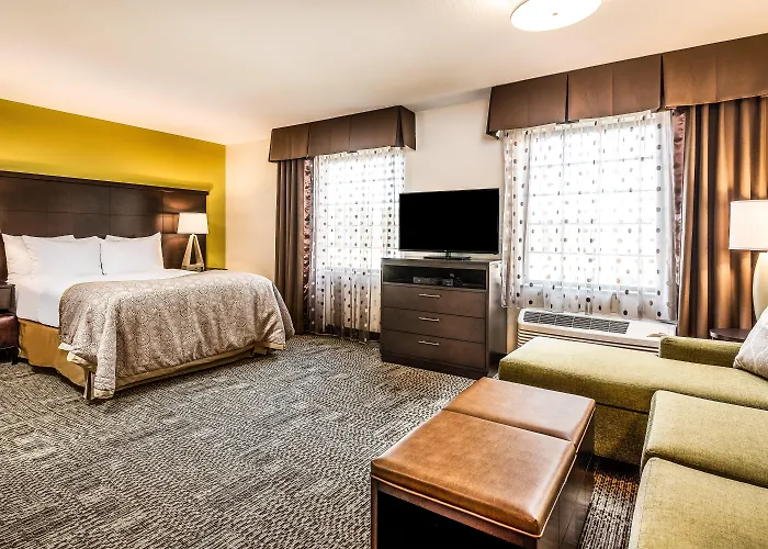 Staybridge Suites Eau Claire - Altoona By Ihg
