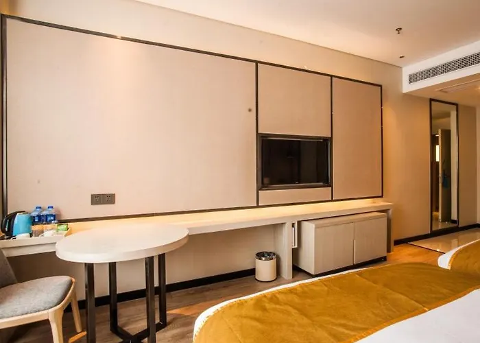 Greentree Eastern Lianyungang Jiaruibao Plaza Hotel