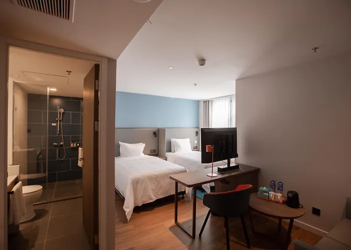 Holiday Inn Express Shantou City Center By Ihg