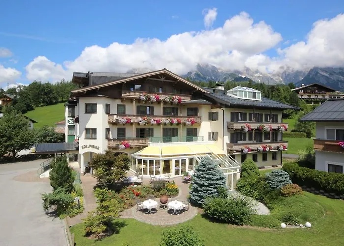 Die 4 besten Wellnesshotels in Maria Alm am Steinernen Meer für eine erholsame Auszeit