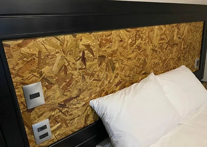 Hotel Central Piramides