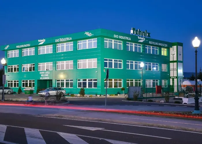 Hostel Green