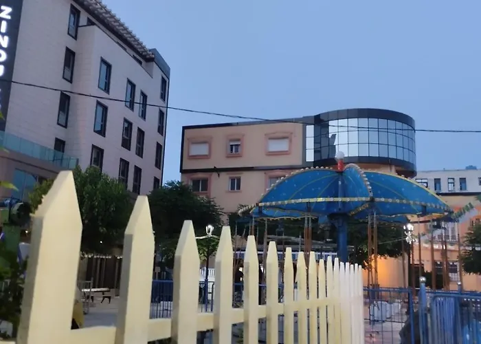 Hotel Zinou Zm