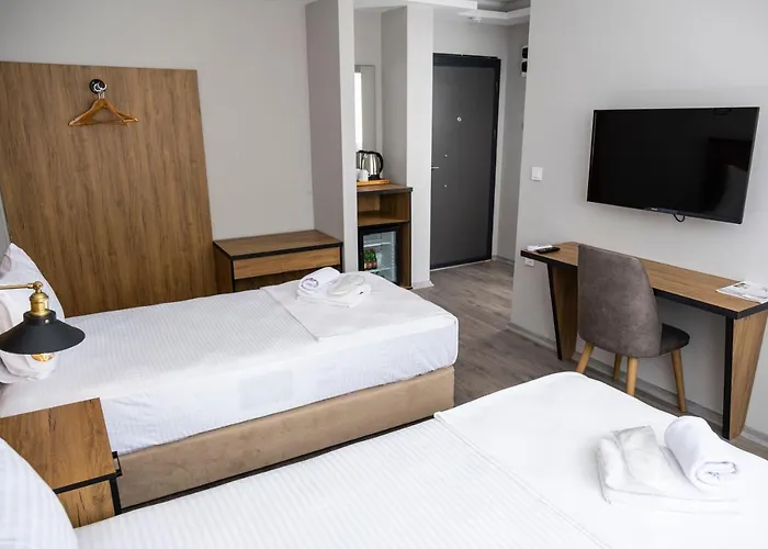 Comfort Center Suit Hotel