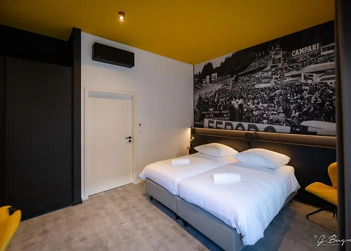 Boutique Hôtel, La Cour de la Reine&Rooftop