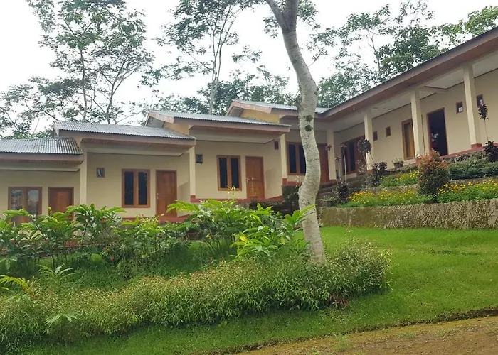 Villa Alam Flores Mbohang Ruteng Mitra Reddoorz