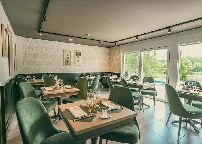 Hôtel-Restaurant Casa 49